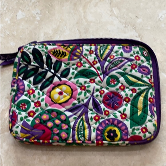 Vera Bradley Mini iPad Fabric Zipper Cover - Picture 1 of 4